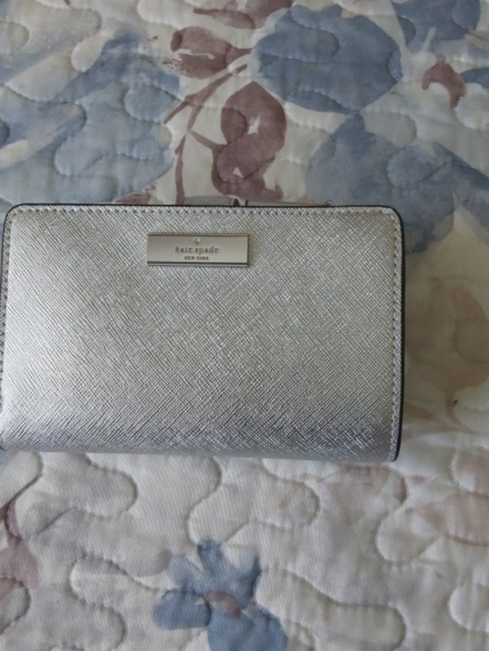 NWT Kate Spade Metallic Silver Saffiano Wallet
